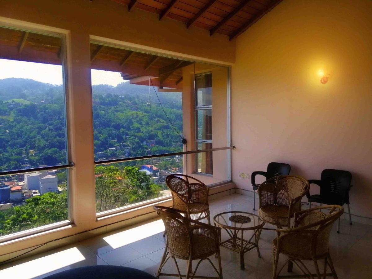 Sky Valley Hotel Kandy Exterior photo